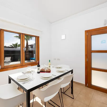 Aruba * Playa Blanca (Lanzarote)